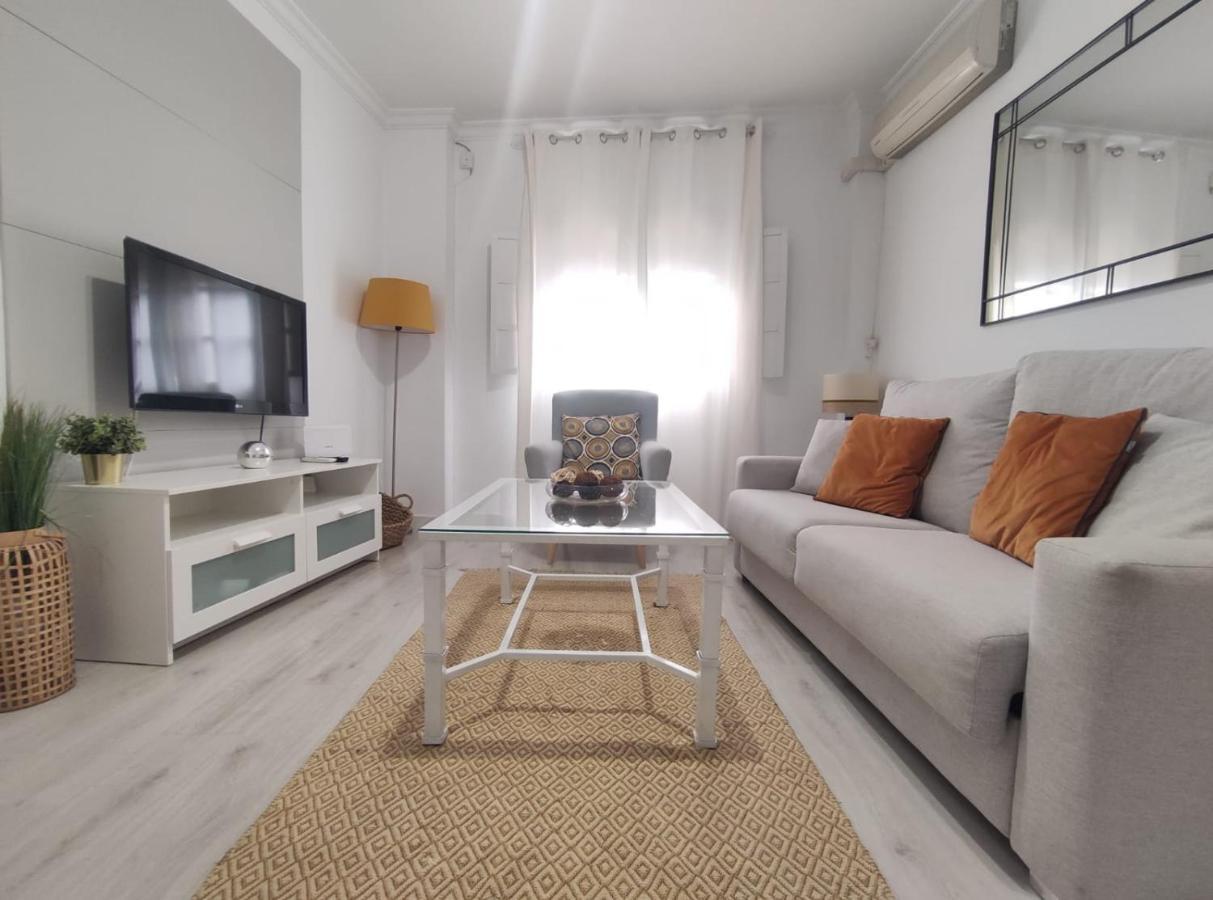 Covadonga Suite Home Sevilla Bagian luar foto