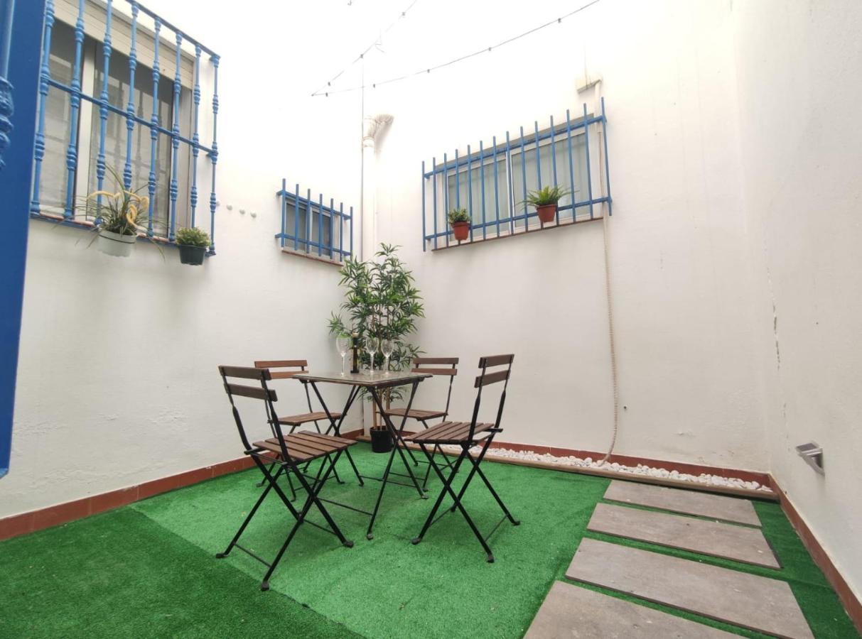 Covadonga Suite Home Sevilla Bagian luar foto