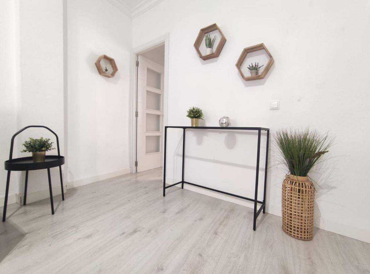 Covadonga Suite Home Sevilla Bagian luar foto