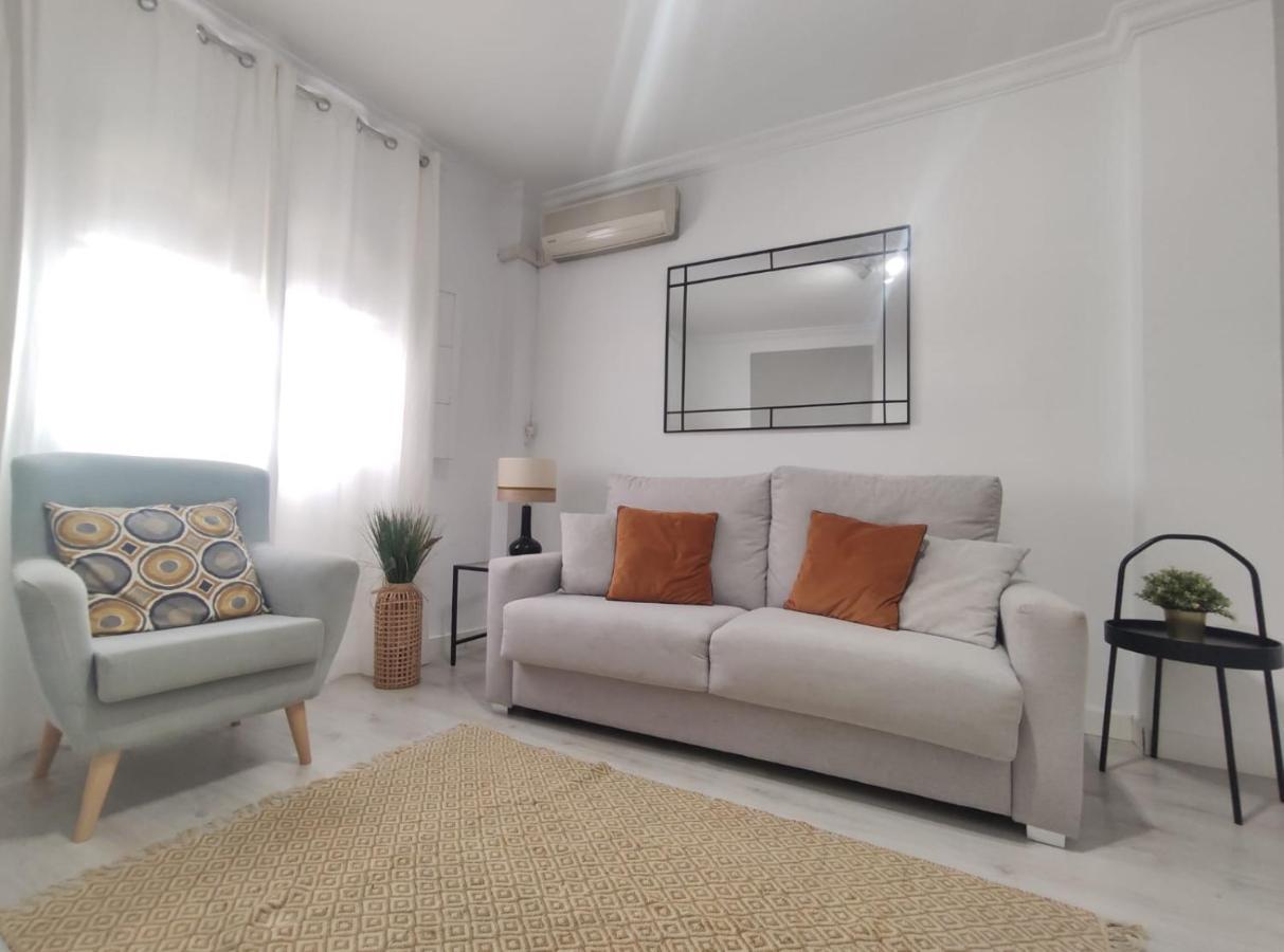 Covadonga Suite Home Sevilla Bagian luar foto