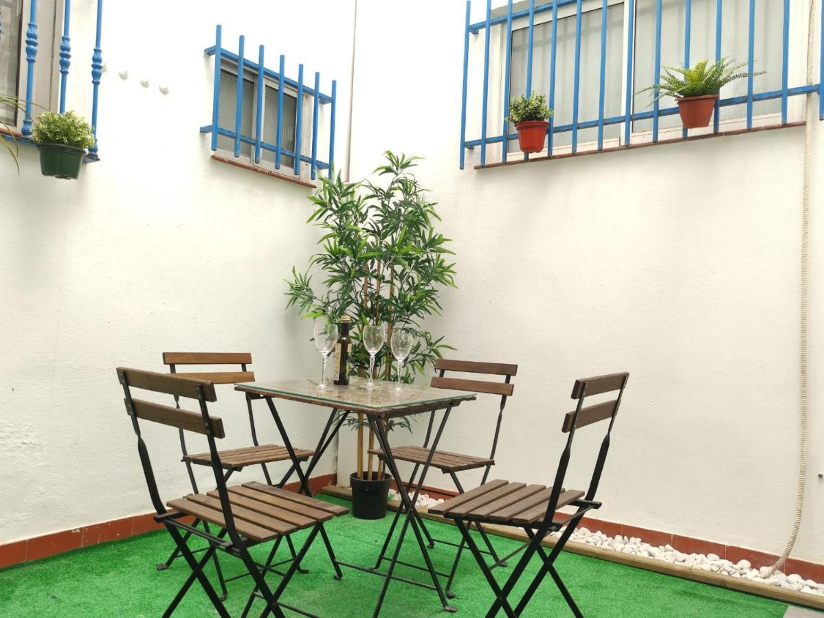 Covadonga Suite Home Sevilla Bagian luar foto