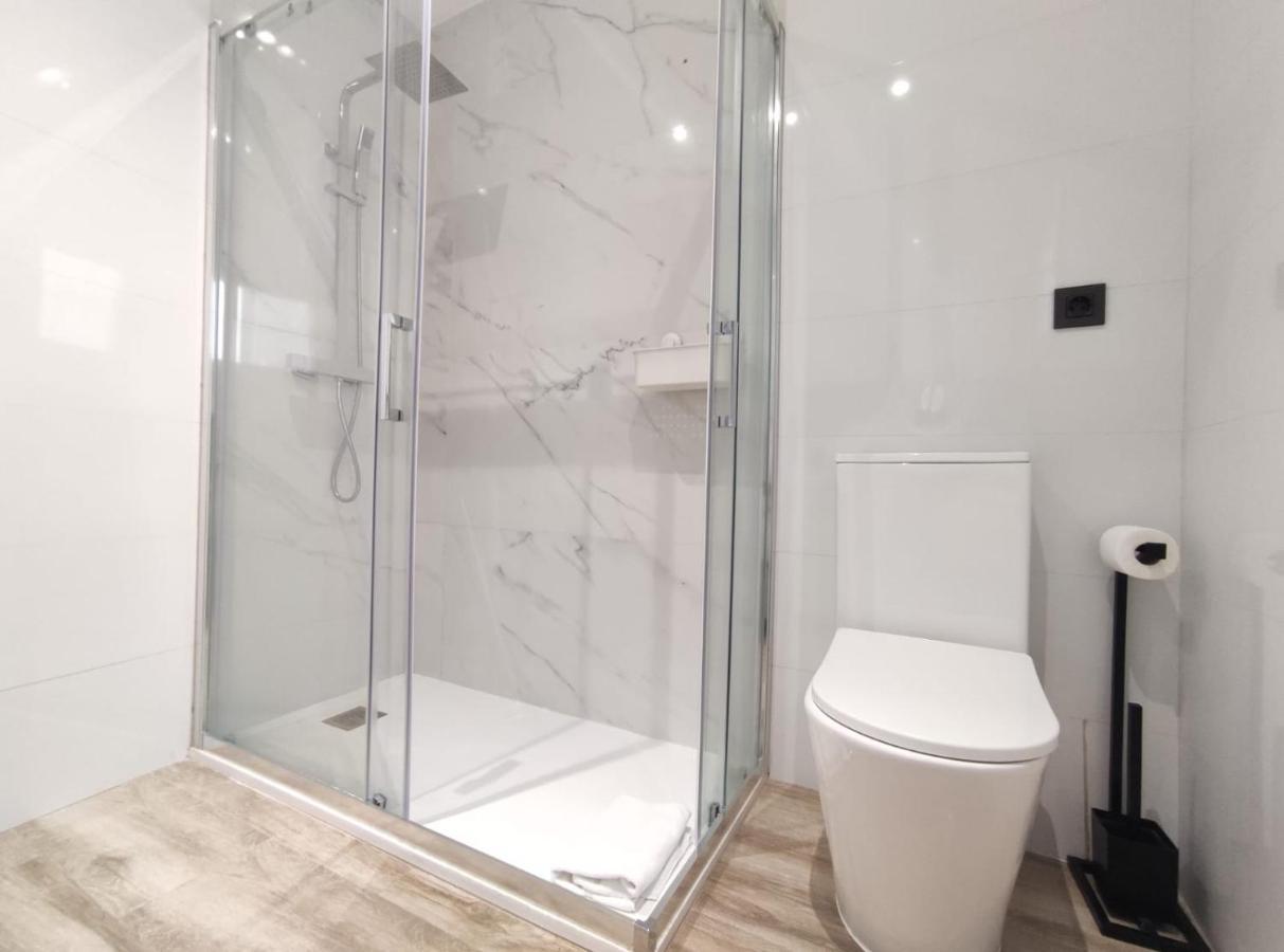 Covadonga Suite Home Sevilla Bagian luar foto