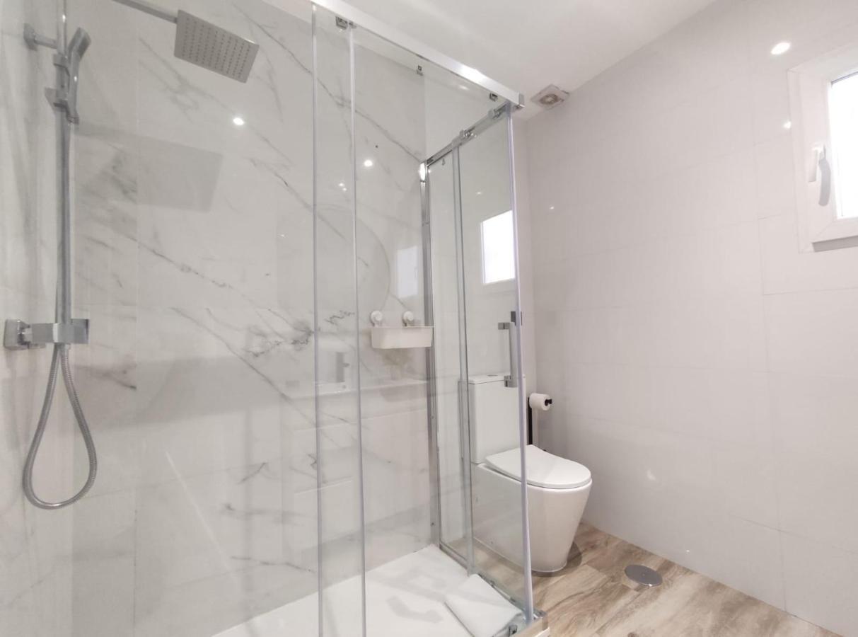Covadonga Suite Home Sevilla Bagian luar foto